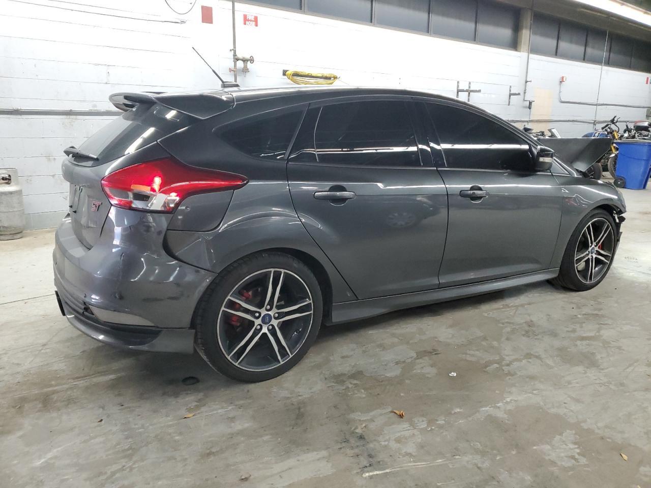 2016 Ford Focus St - Image 3