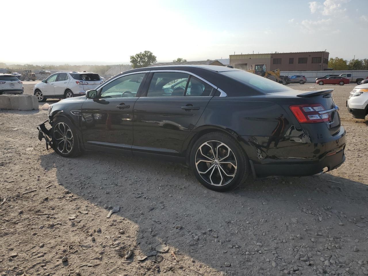 2018 Ford Taurus Sho - Image 2