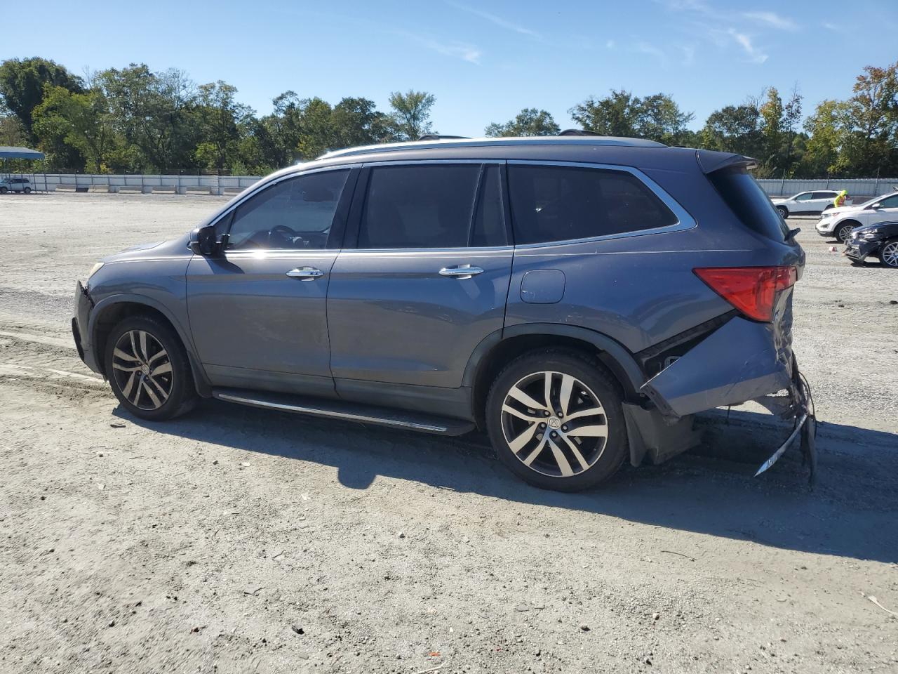 2016 Honda Pilot Touring - Фото 2