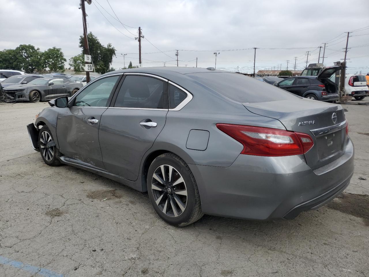 2018 Nissan Altima - Image 2