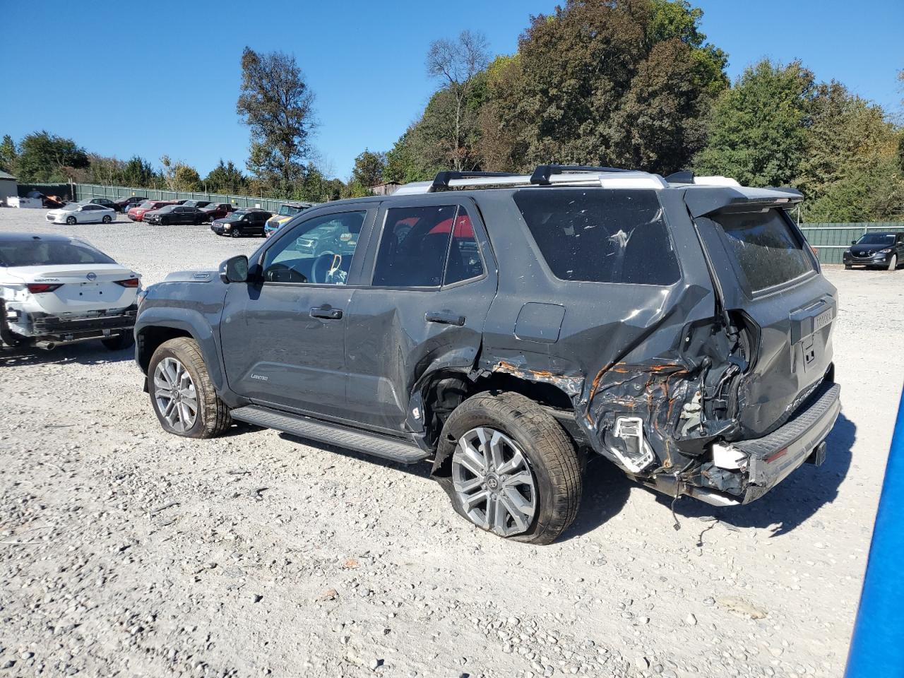 2025 Toyota 4Runner Limited - Фото 2