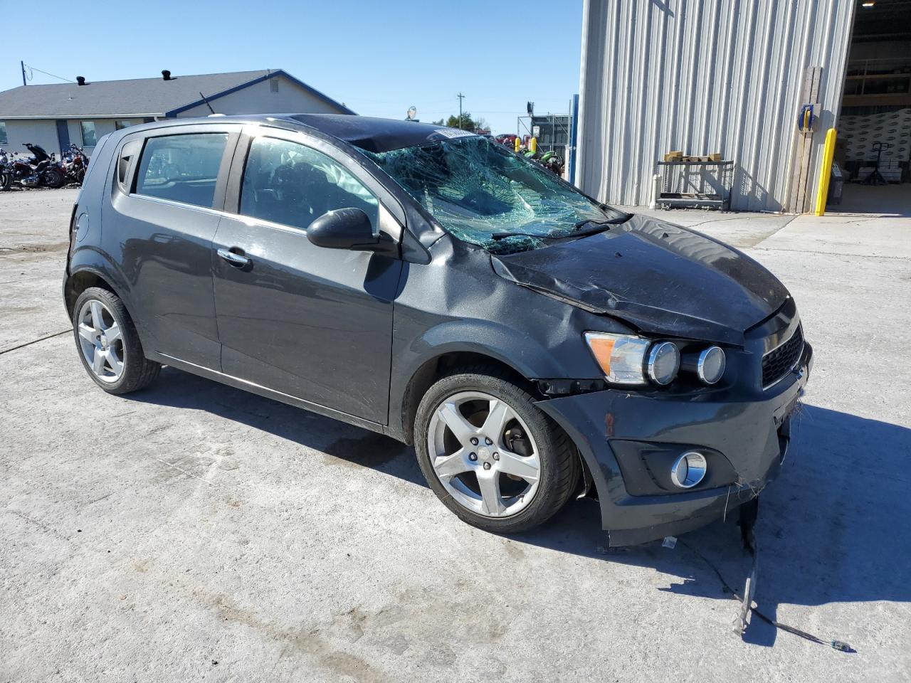 2016 Chevrolet Sonic Ltz - Image 4