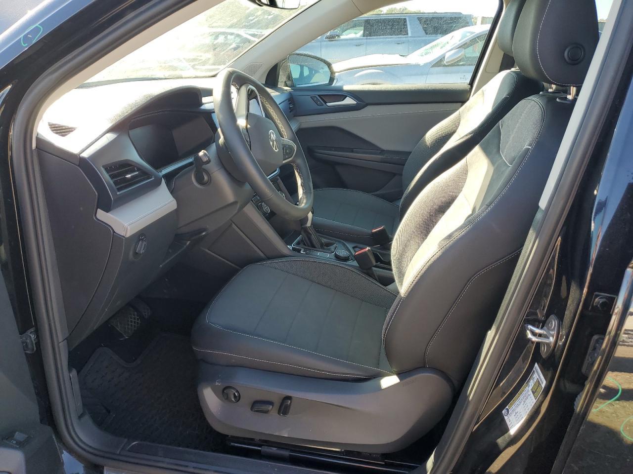 2024 Volkswagen Taos Se - Фото 7