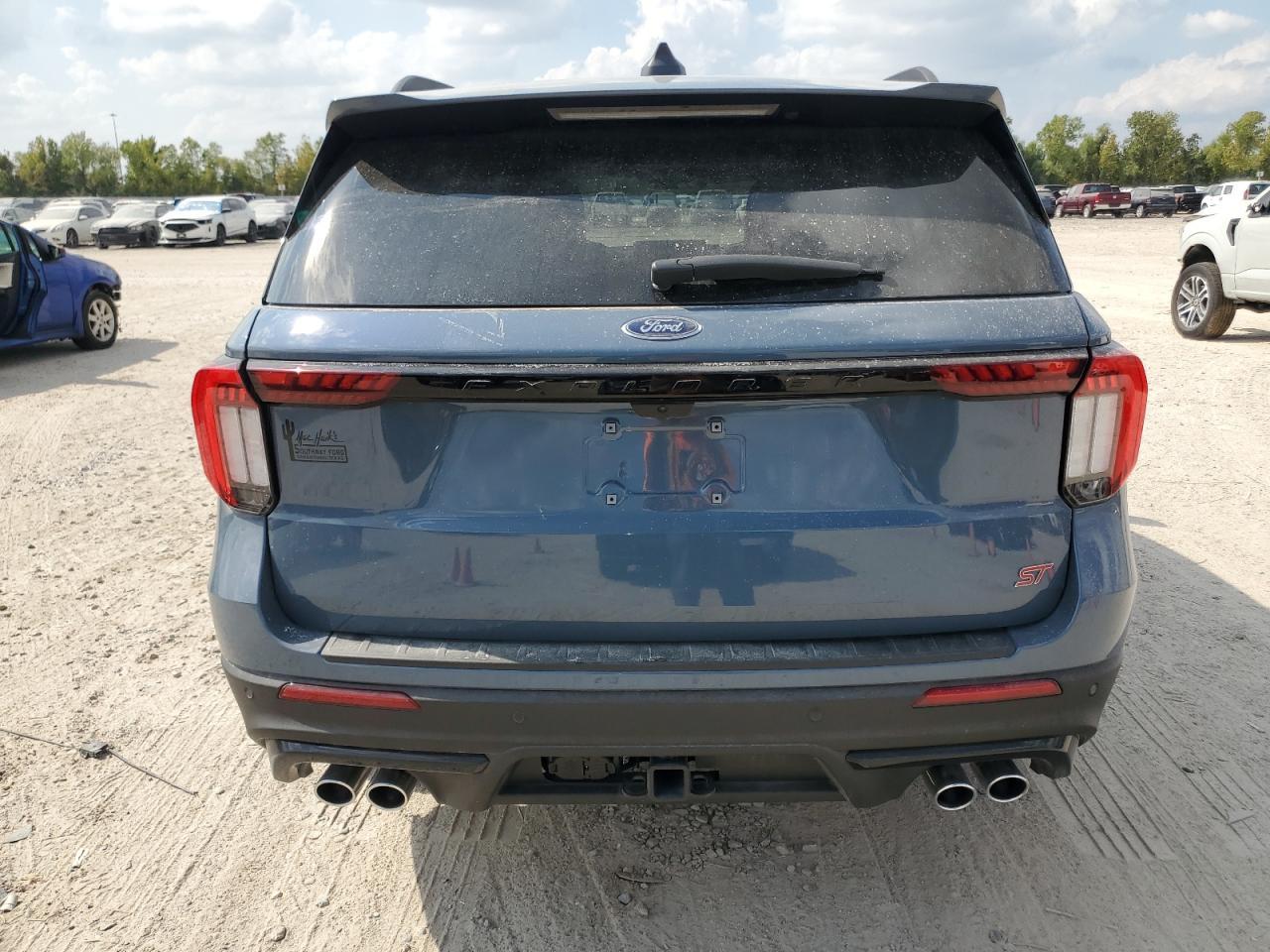 2025 Ford Explorer St - Фото 6
