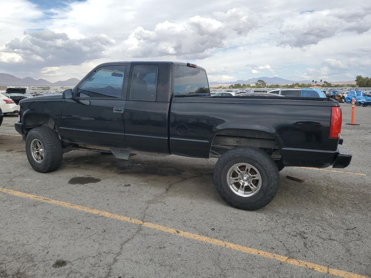 1998 Chevrolet Gmt-400 K1500 - Фото 2