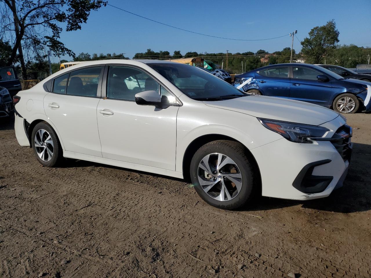 2025 Subaru Legacy Premium - Фото 4
