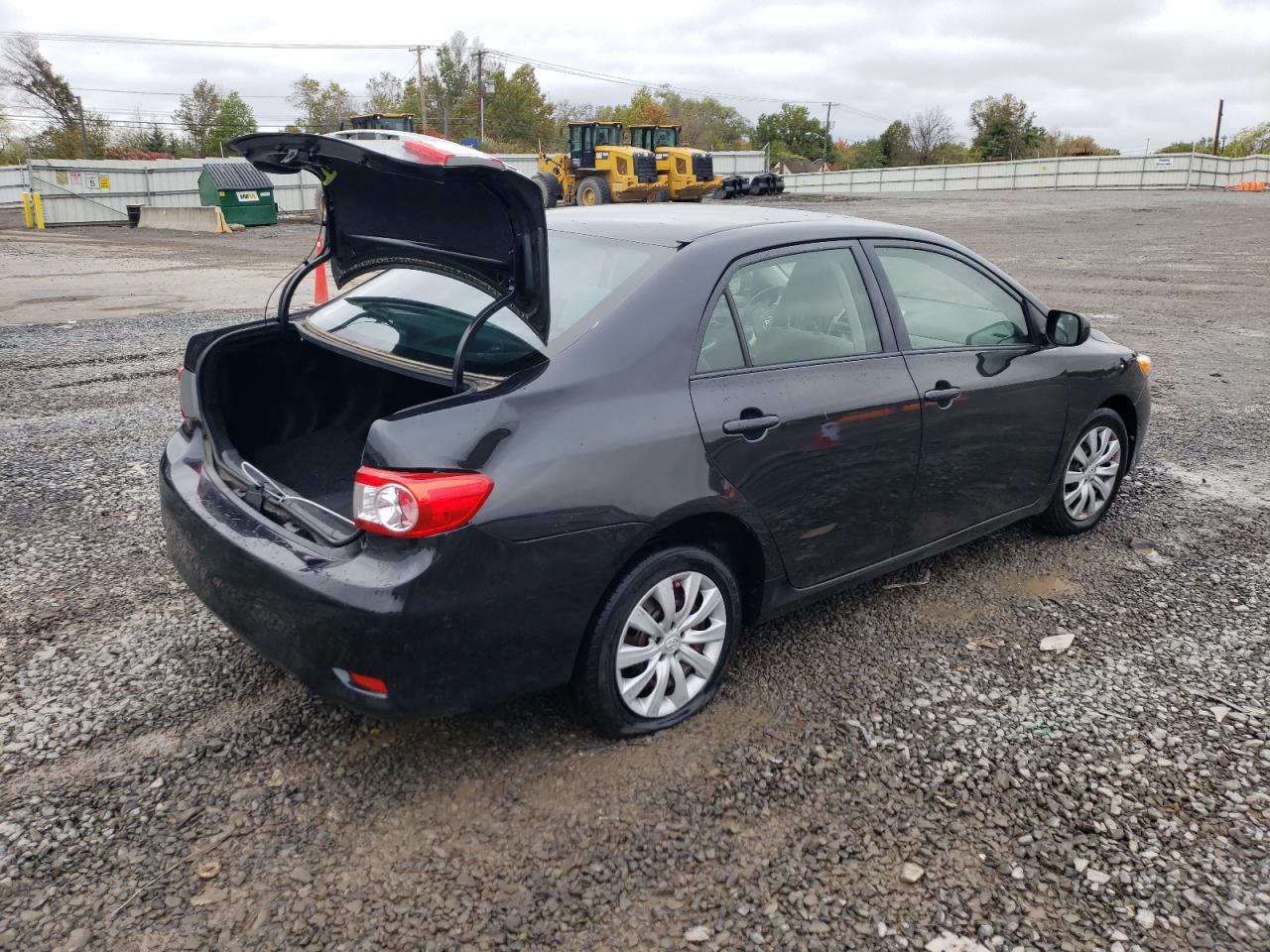 2012 Toyota Corolla Base - Фото 3