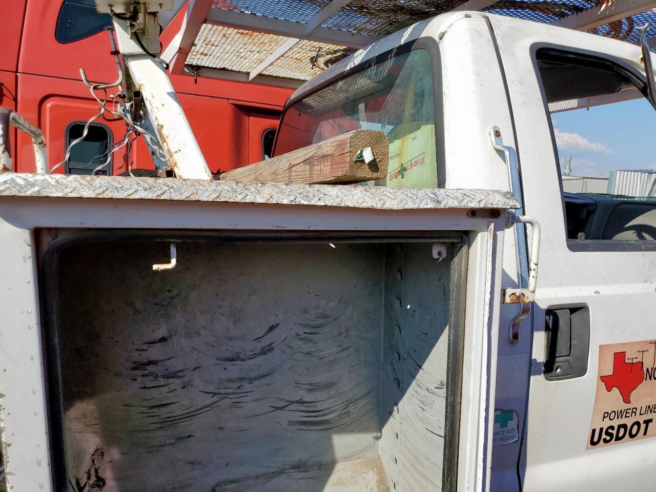 2007 Ford F750 Super Duty - Фото 6