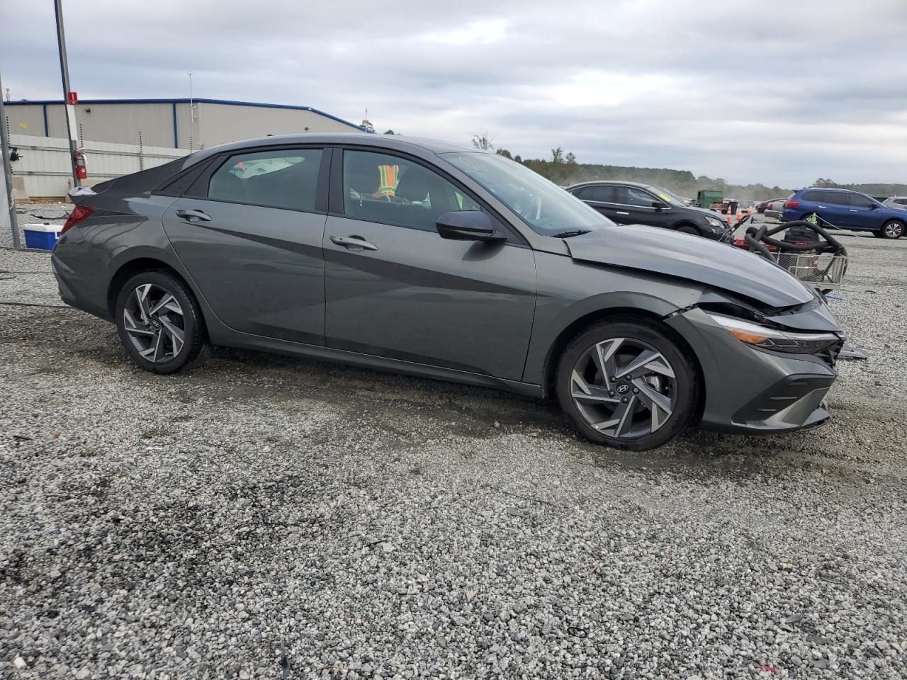 2025 Hyundai Elantra Sel Sport - Фото 4