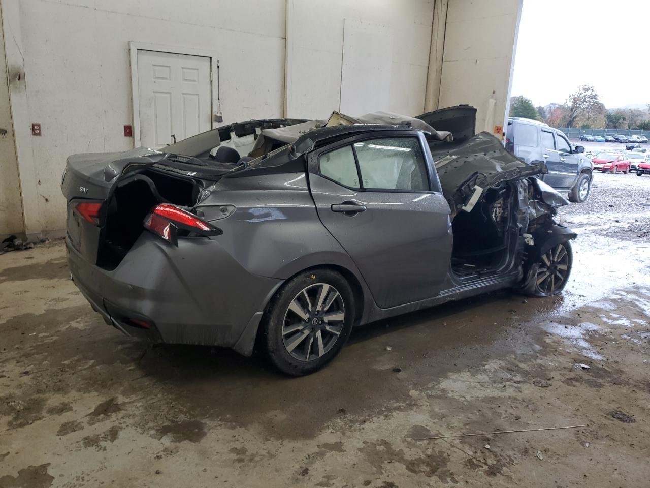 2021 Niss Versa Sv - Фото 3