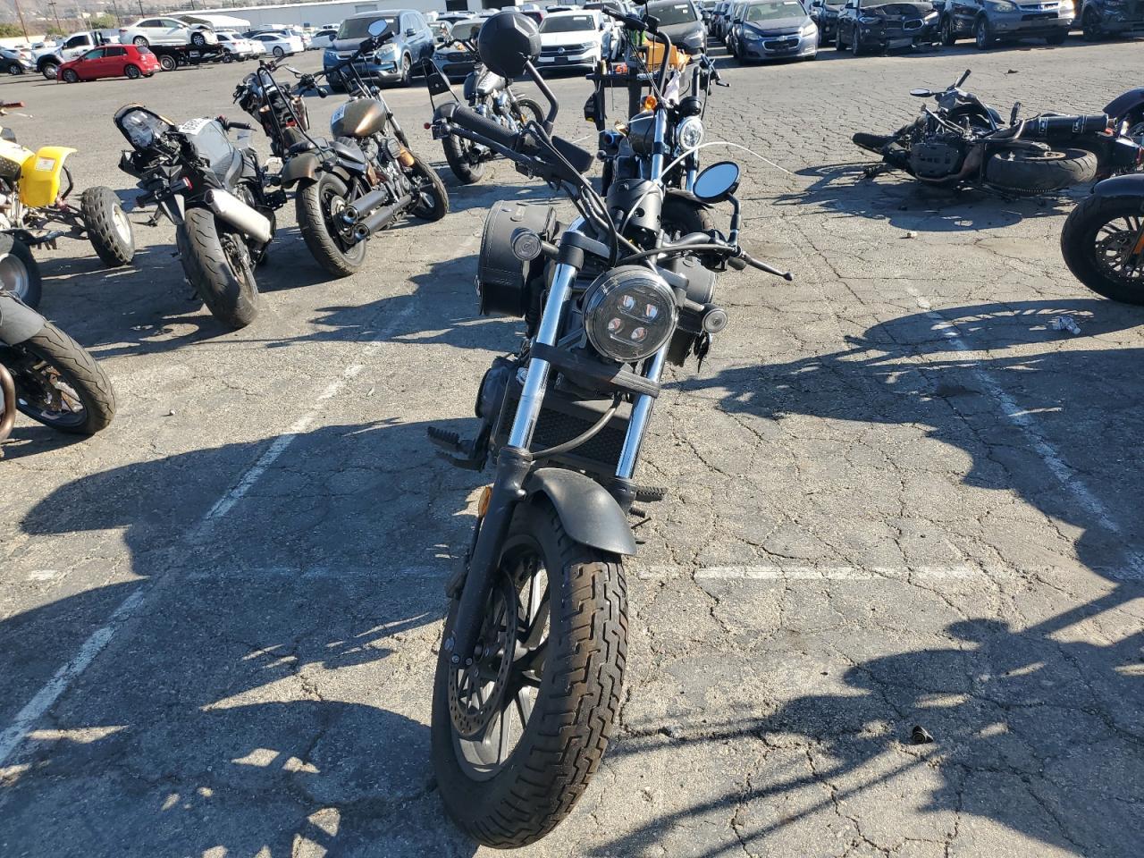 2022 Honda Cmx500 - Фото 2