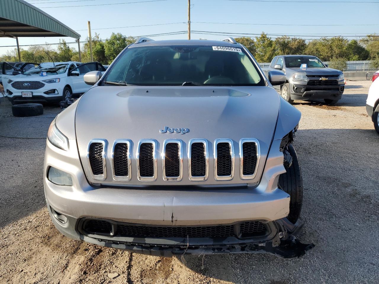 2018 Jeep Cherokee Latitude Plus - Фото 5