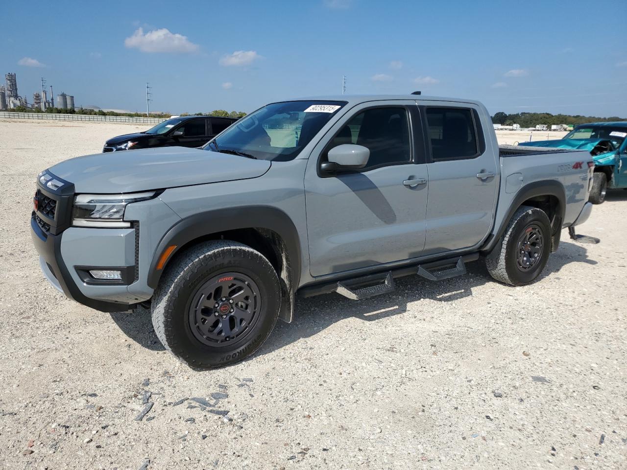 2025 Nissan Frontier S