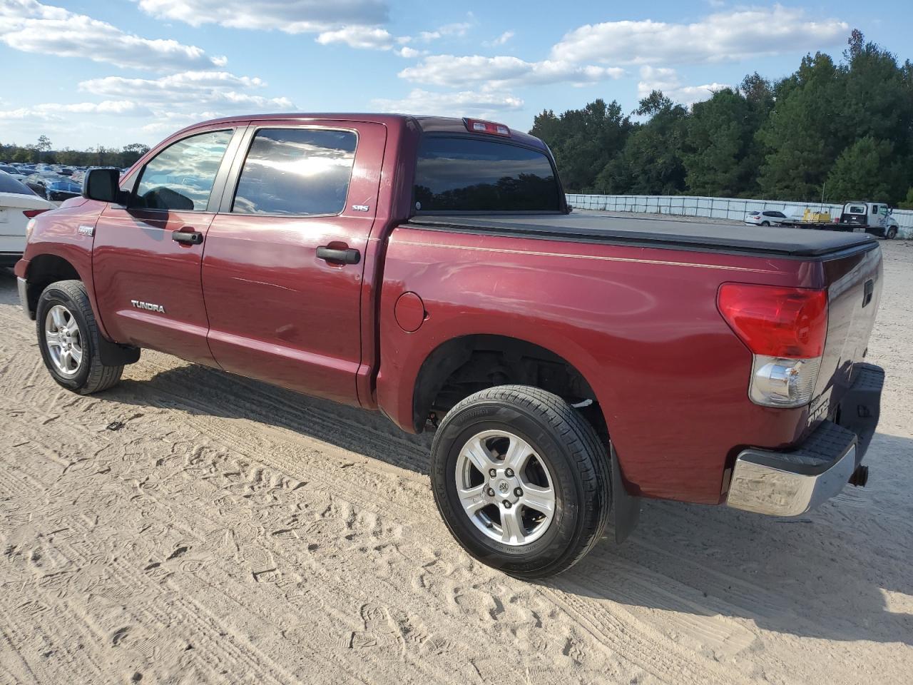 2024 Toyota Tundra Crewmax - Фото 2