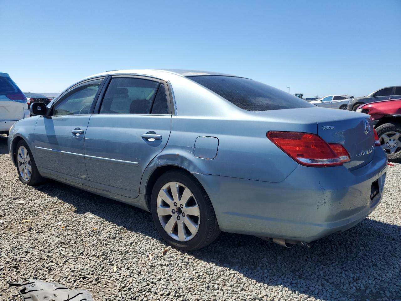 2006 Toyota Avalon Xl - Image 2