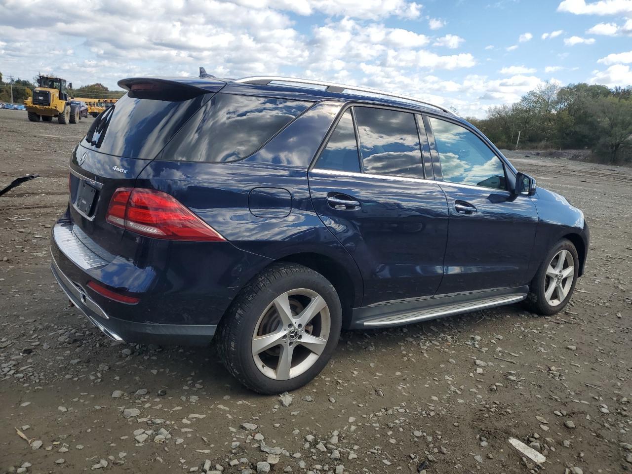 2017 Mercedes-Benz Gle 350 4Matic - Image 3