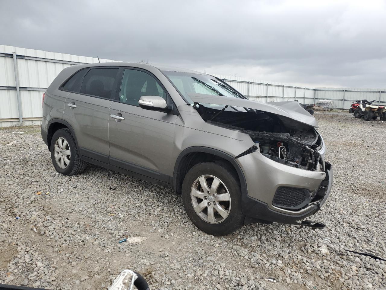 2013 Kia Sorento Lx - Image 4