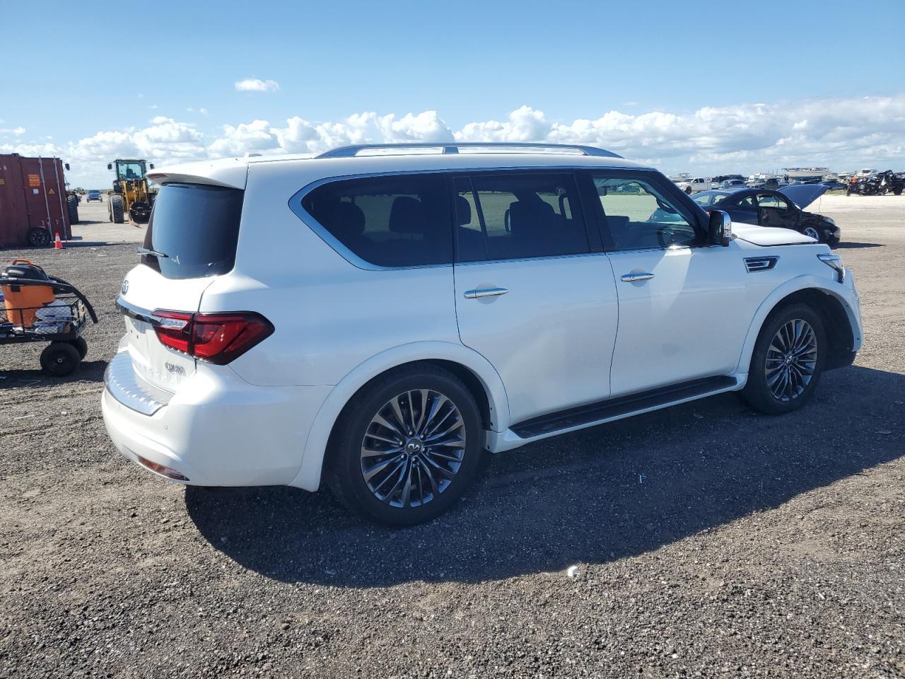 2023 Infiniti Qx80 Luxe - Фото 3