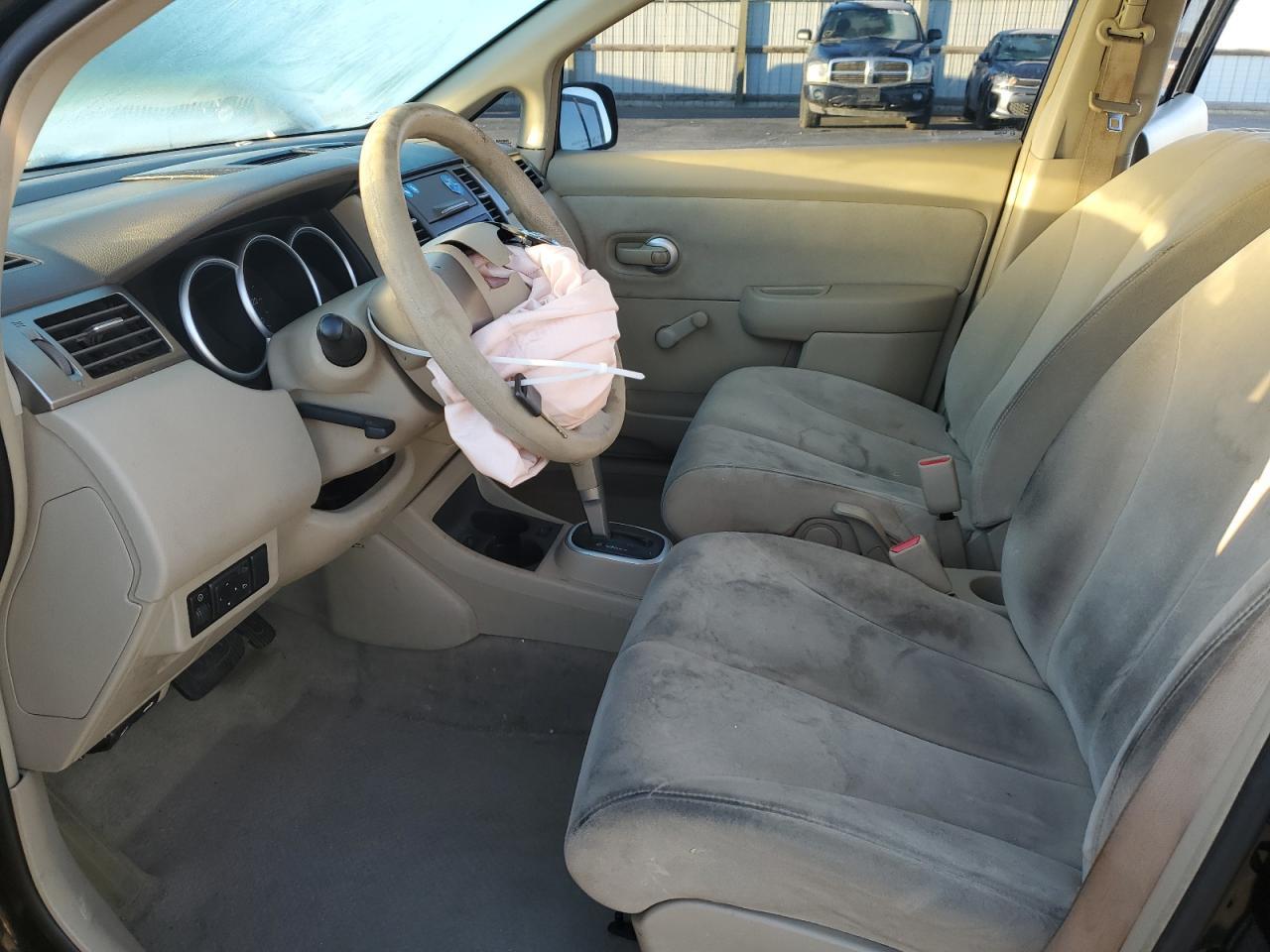 2009 Nissan Versa S - Фото 7