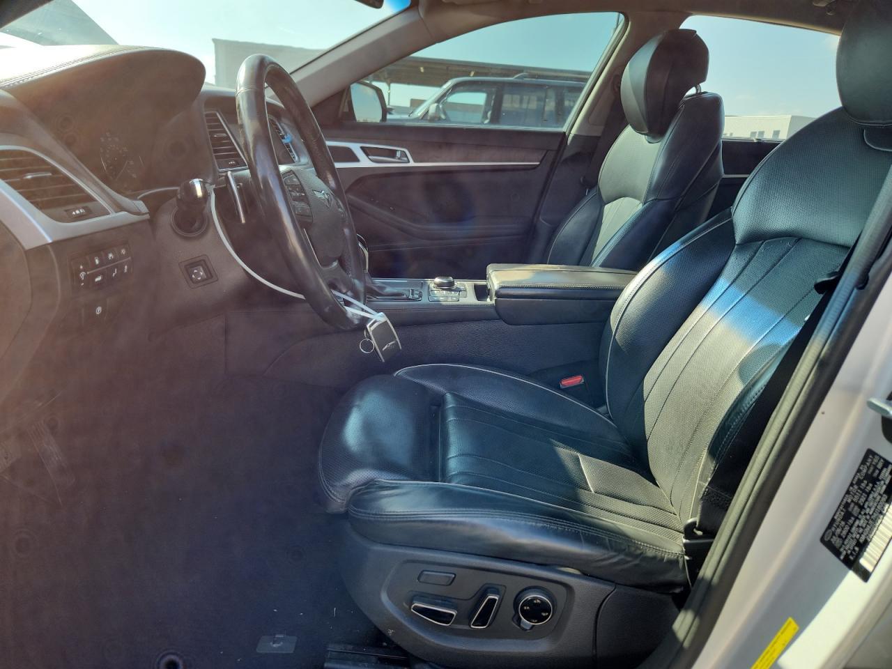 2017 Genesis G80 Base - Фото 7