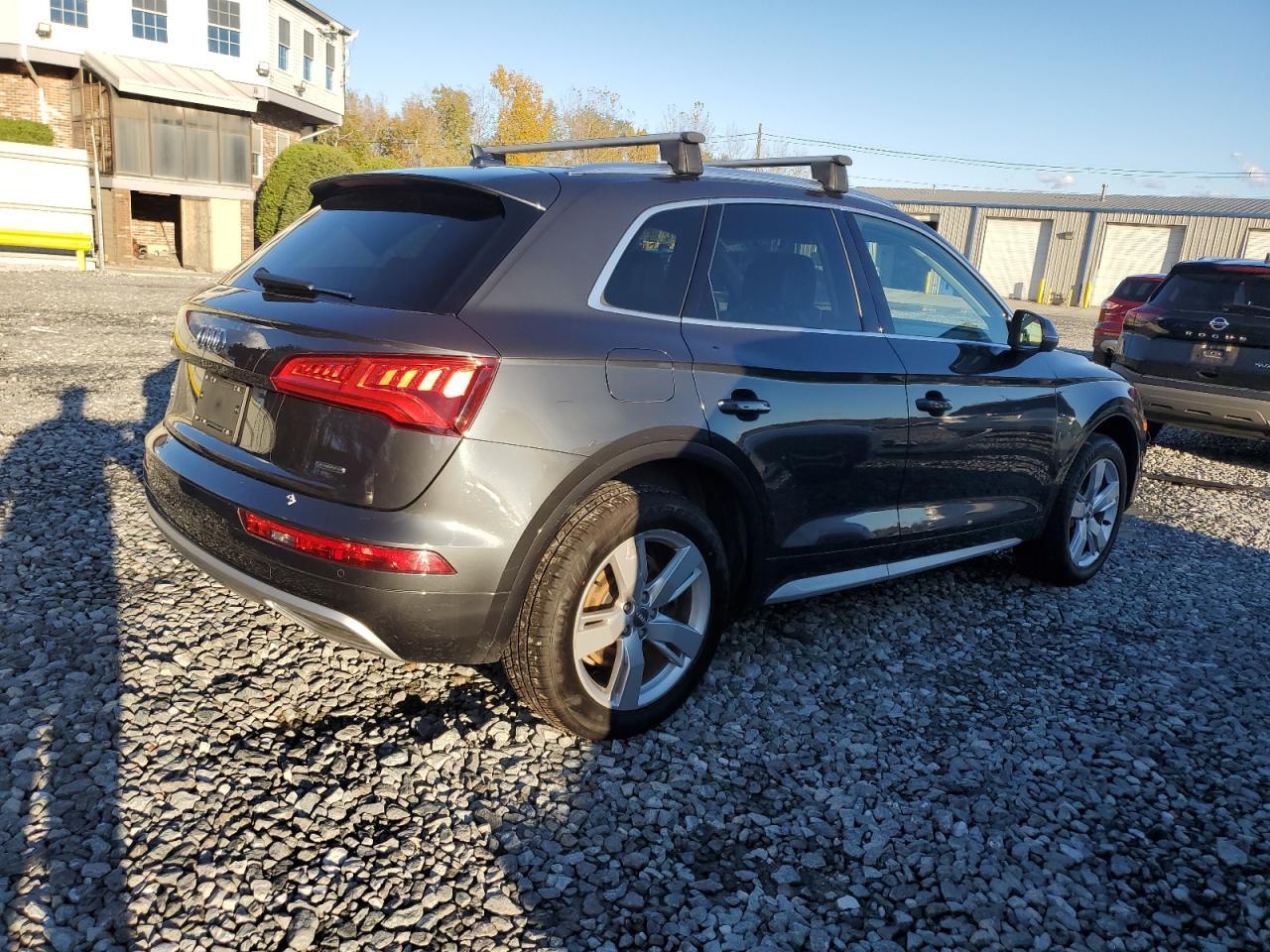 2019 Audi Q5 Premium Plus - Image 3