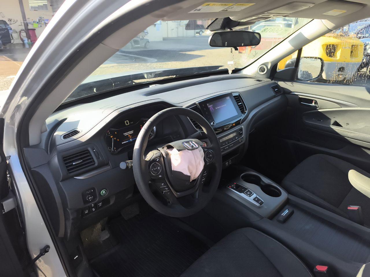 2023 Honda Ridgeline Sport - Image 7