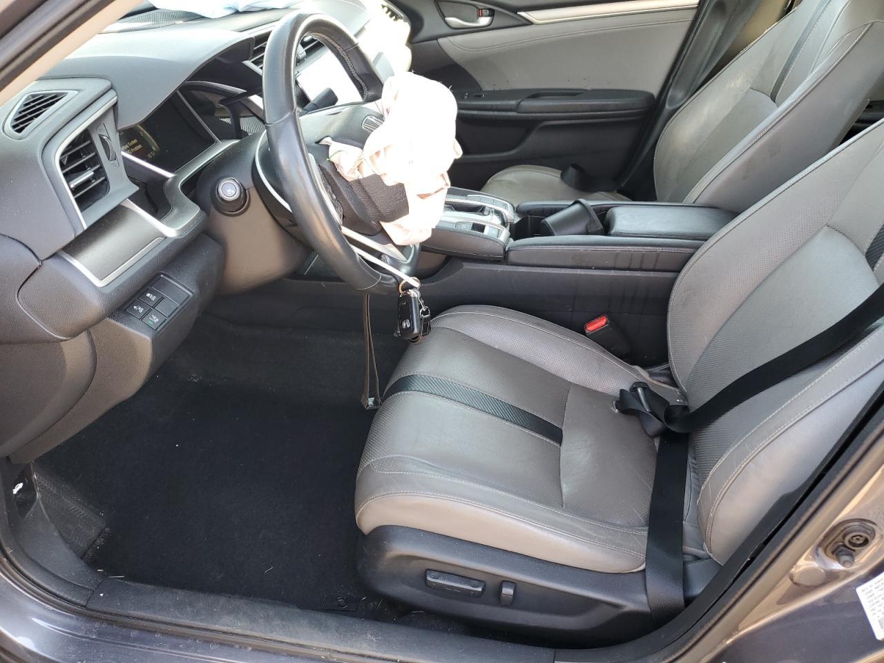 2016 Honda Civic Touring - Image 7