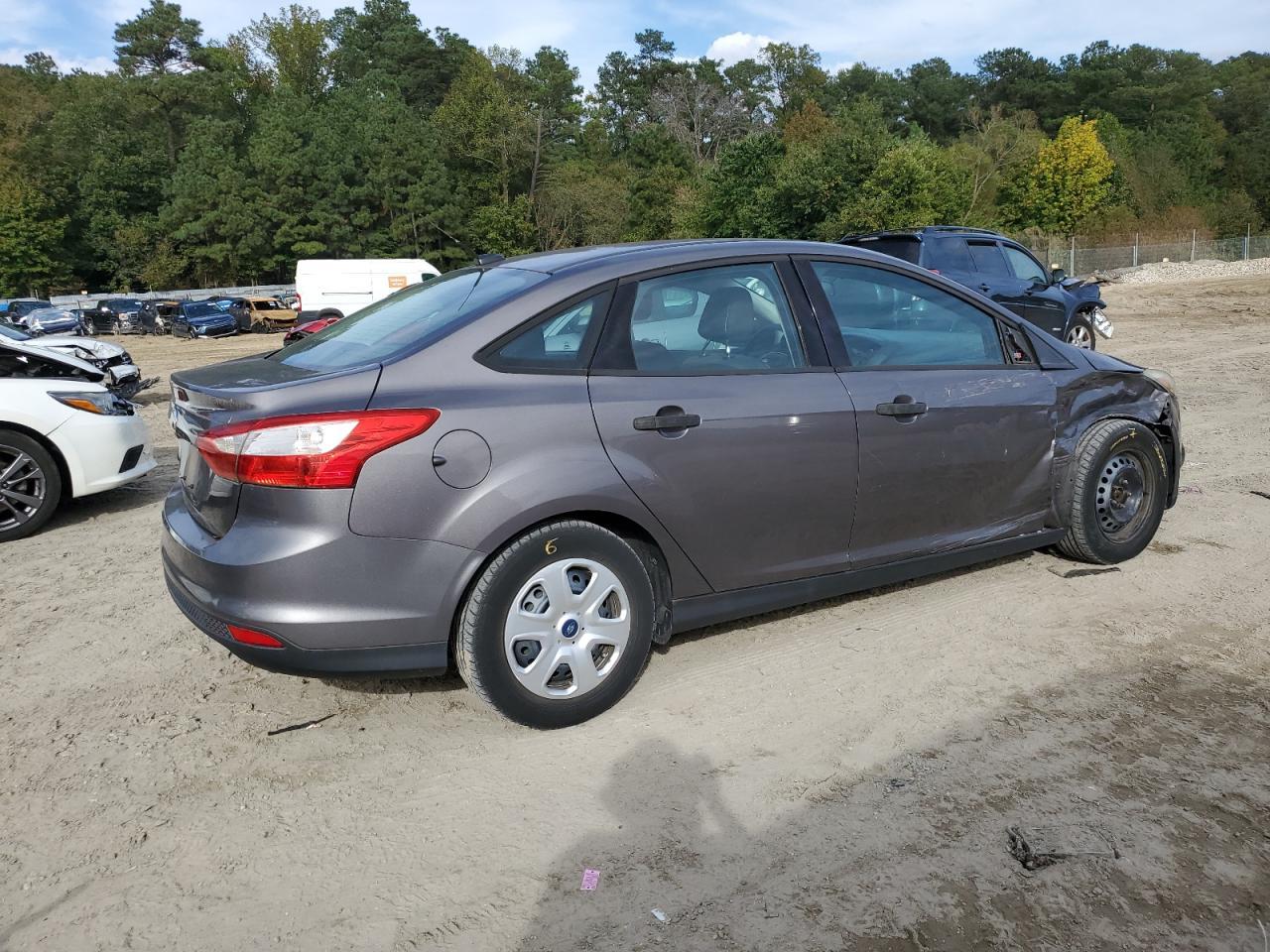 2012 Ford Focus S - Image 3