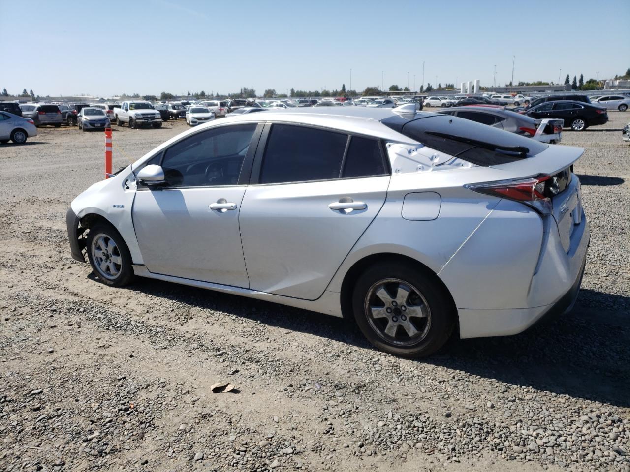 2017 Toyota Prius - Image 2