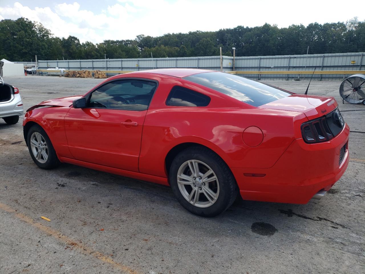 2014 Ford Mustang - Фото 2