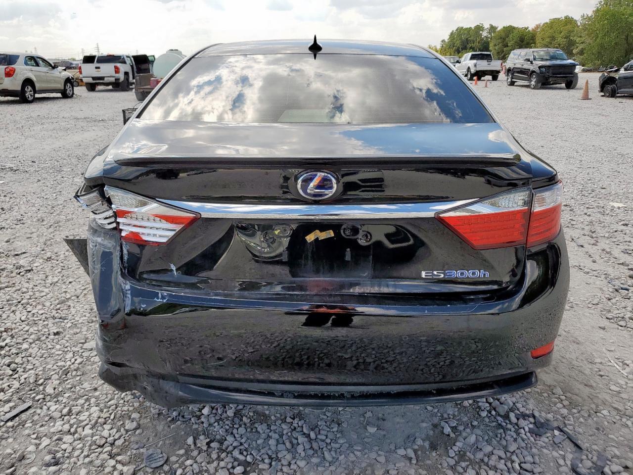 2014 Lexus Es 300H - Фото 6