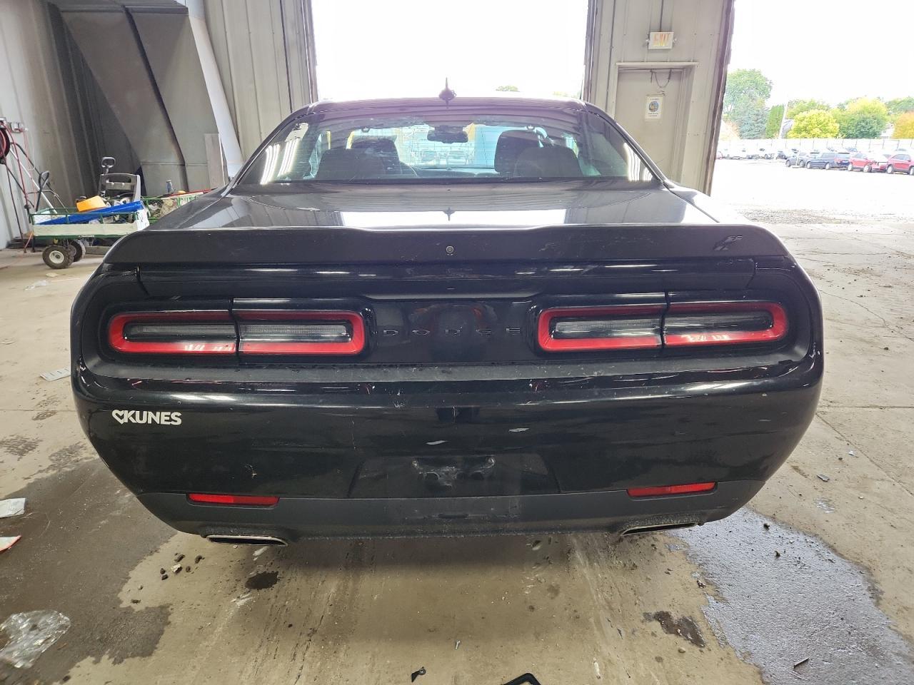 2023 Dodge Challenger Sxt - Image 6