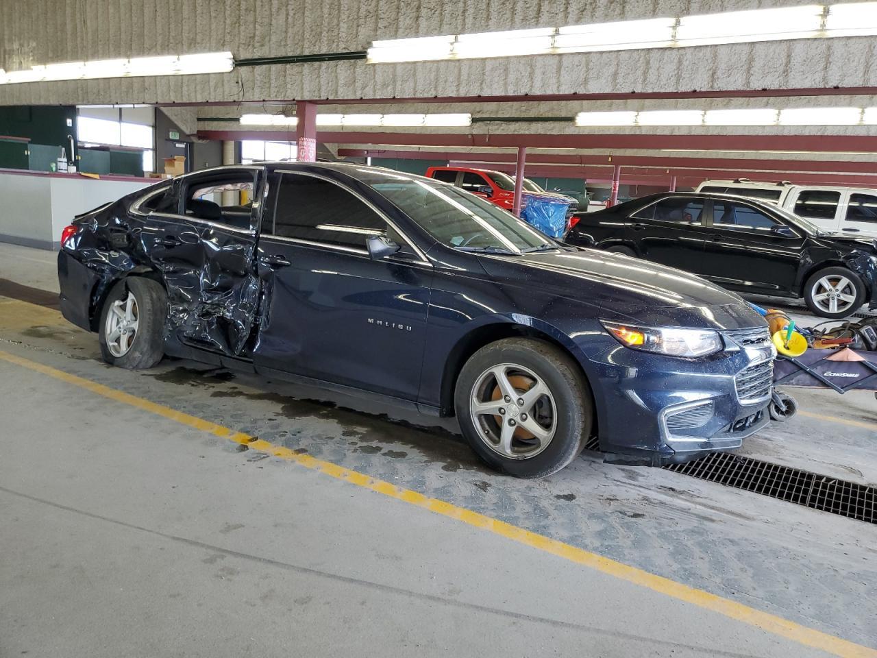 2017 Chevrolet Malibu Ls - Image 4
