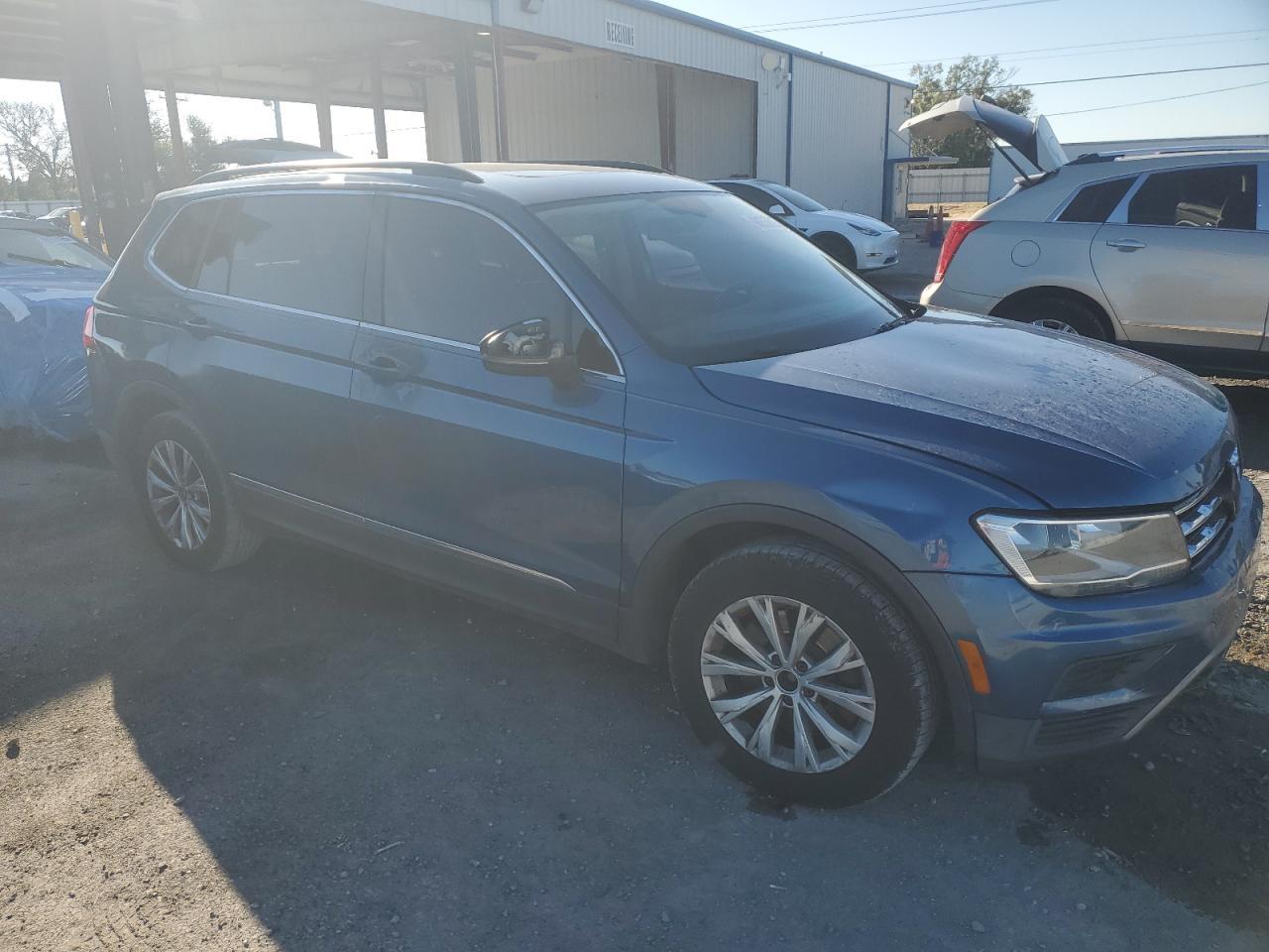 2018 Volkswagen Tiguan Se - Фото 4