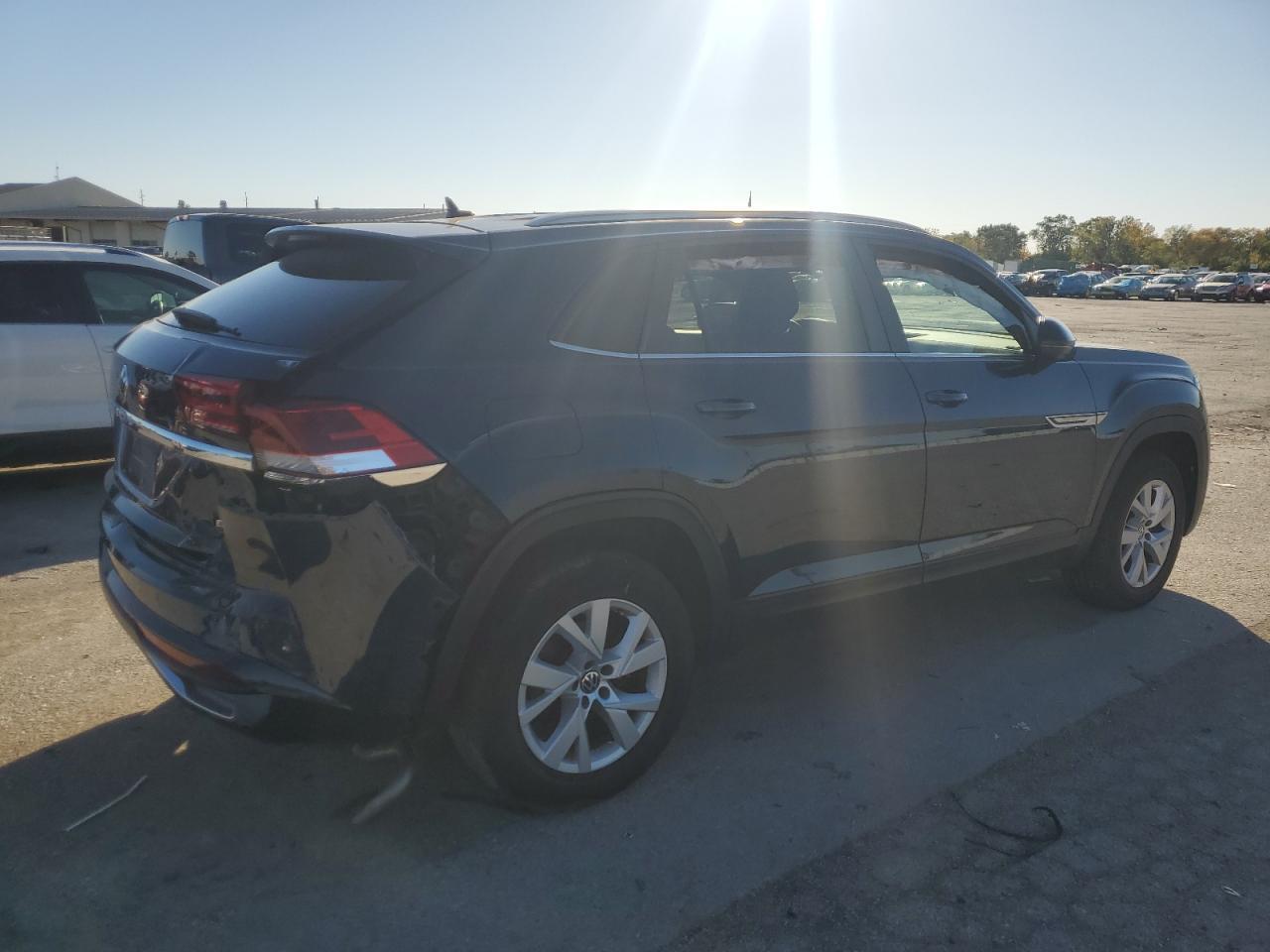 2020 Volkswagen Atlas Cross Sport S - Image 3