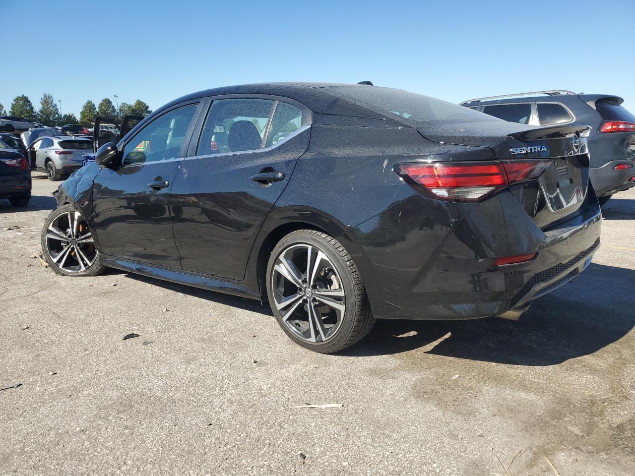 2021 Nissan Sentra Sr - Фото 2