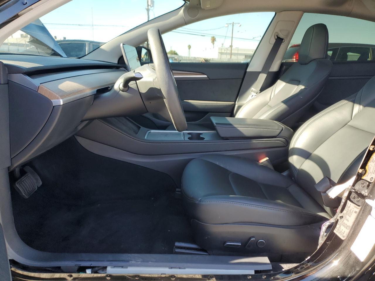 2023 Tesla Model 3 - Фото 7