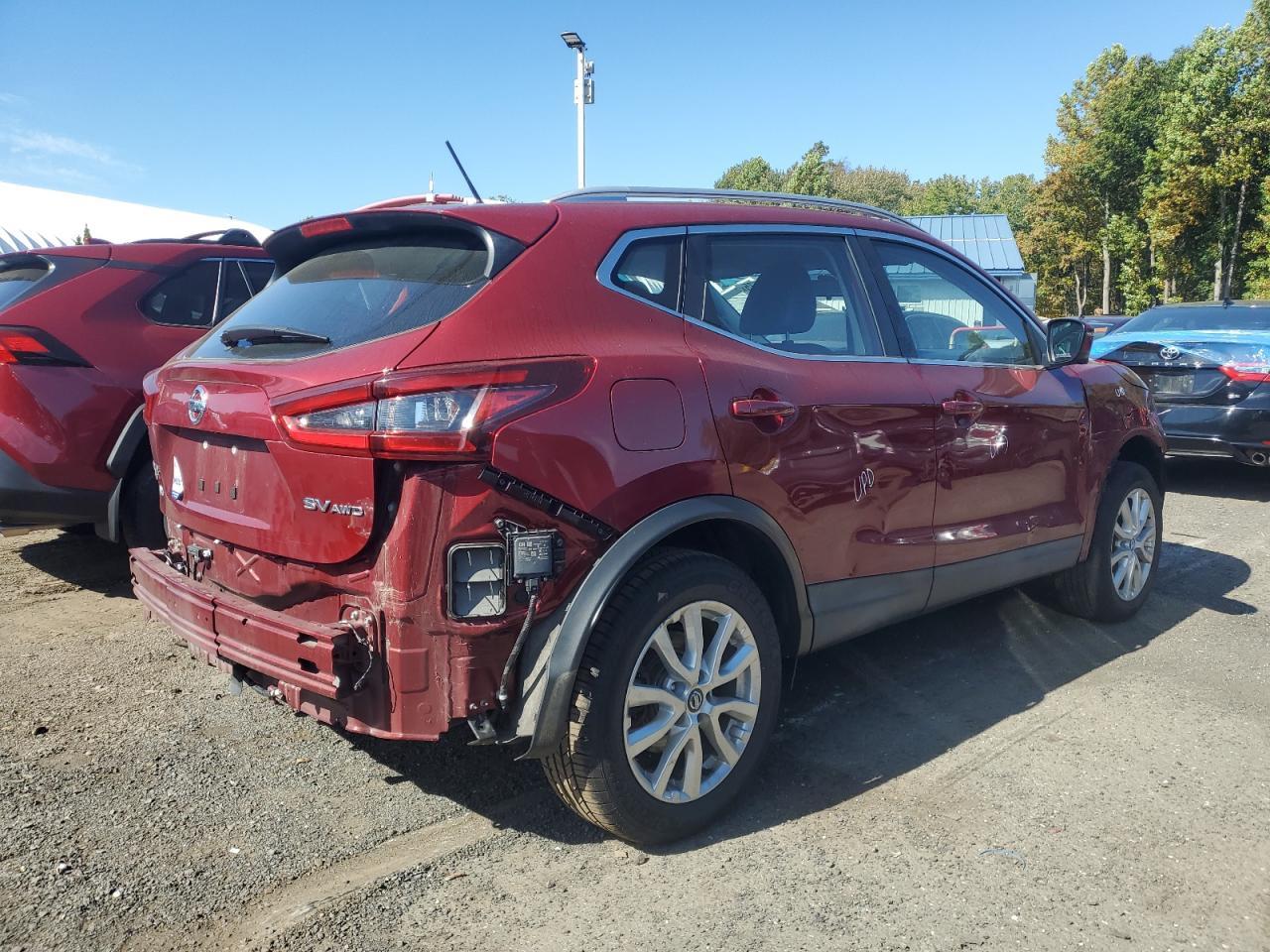 2020 Nissan Rogue Sport S - Фото 3