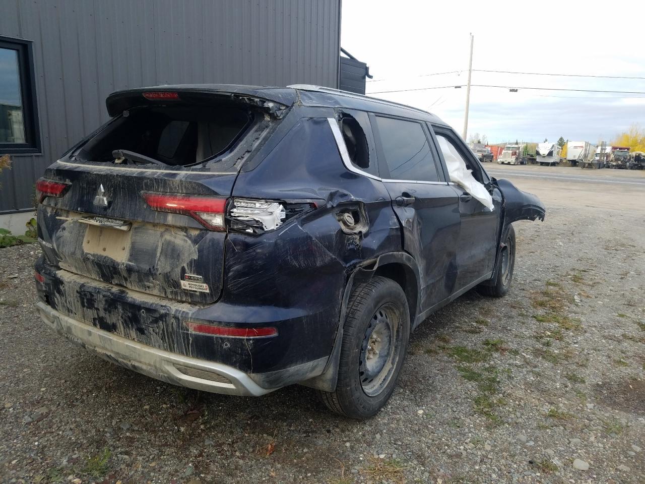 2024 Mitsubishi Outlander Se - Фото 3