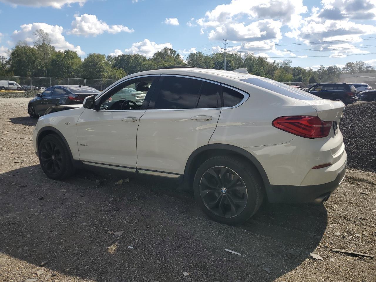 2017 BMW X4 xDrive28I - Фото 2