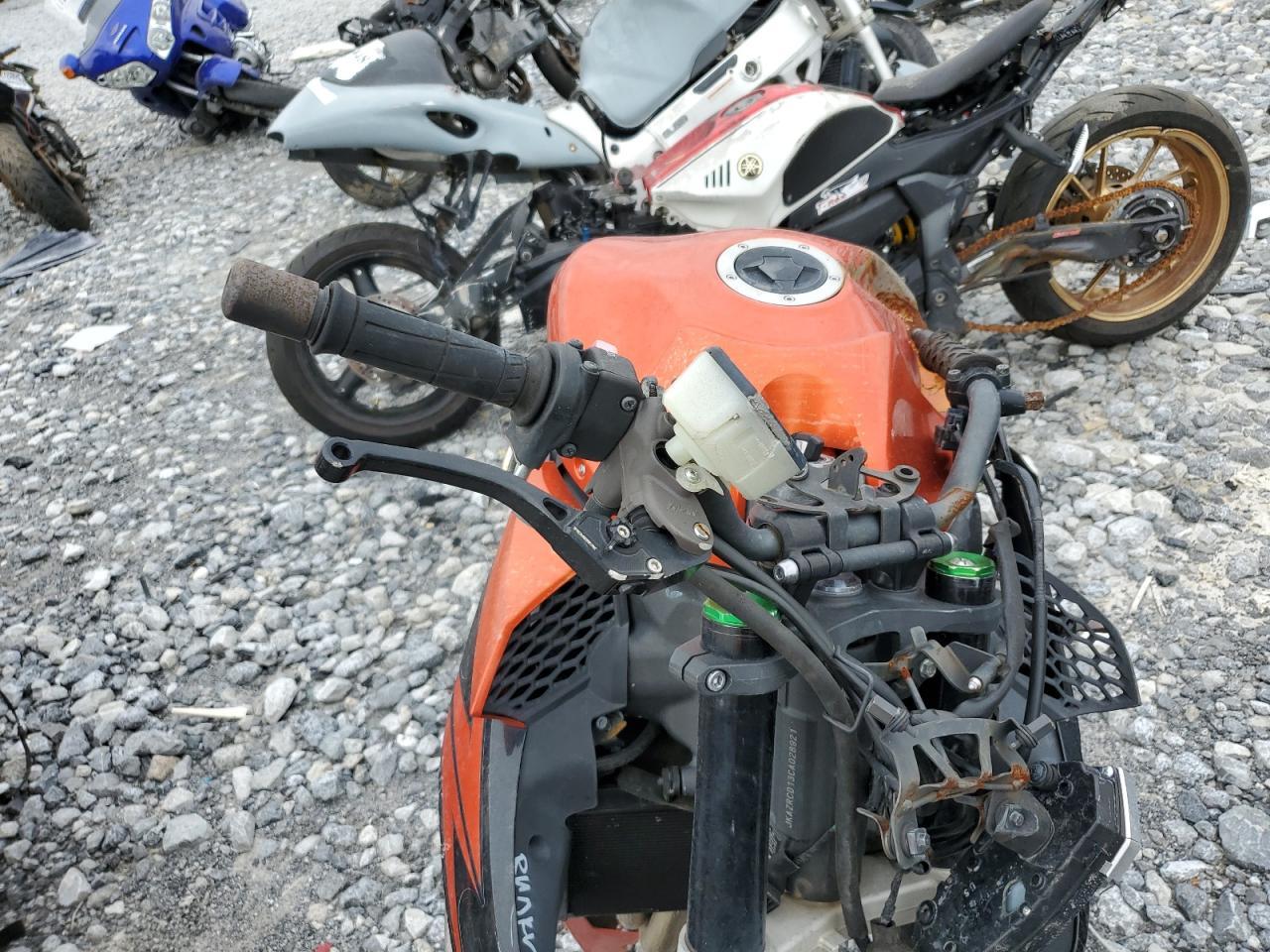 2012 Kawasaki Zr1000 D - Image 5