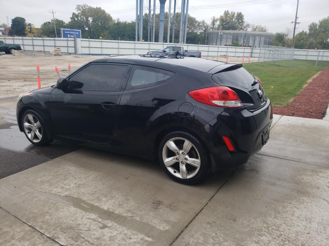 2014 Hyundai Veloster - Фото 2