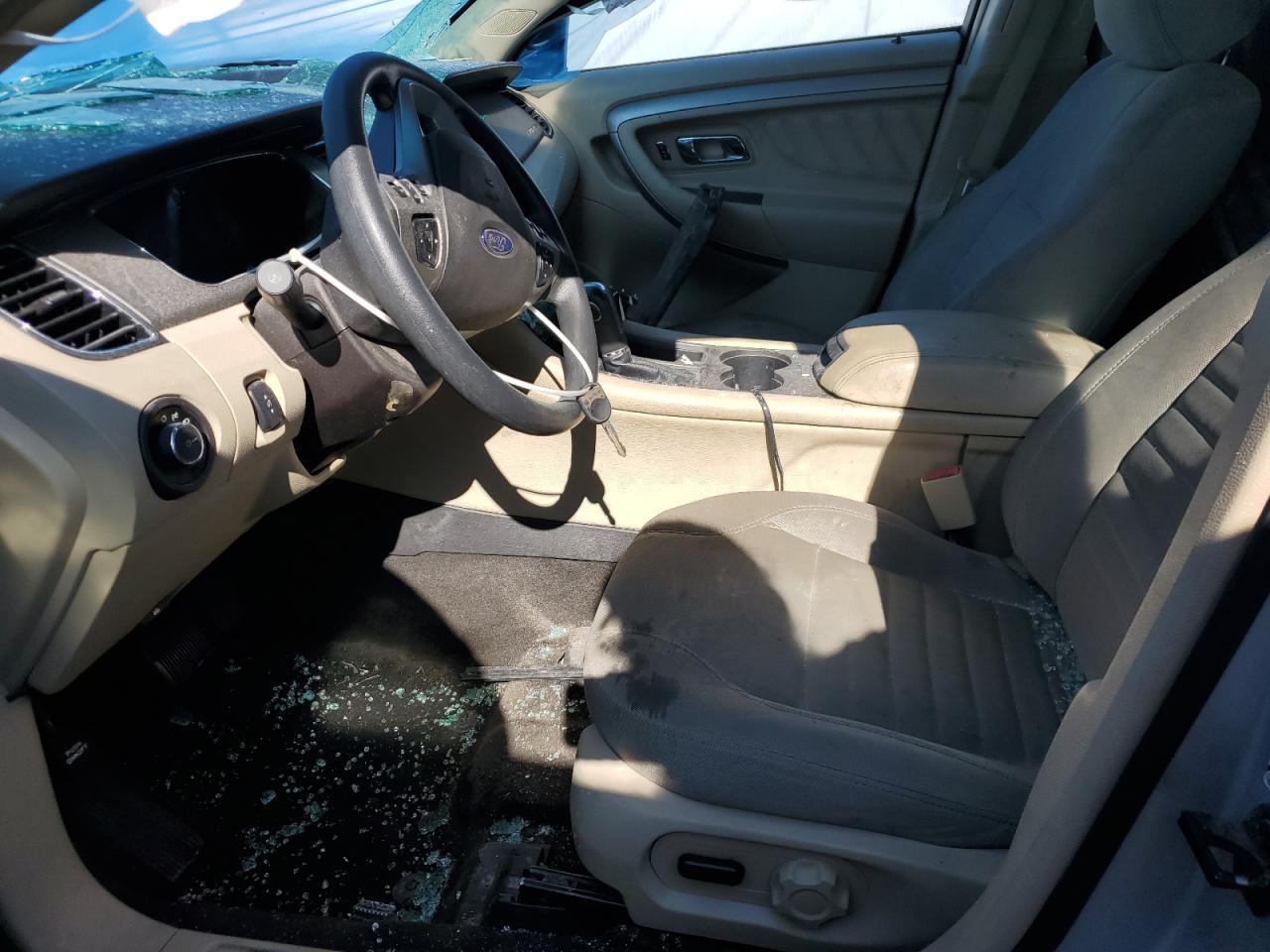 2018 Ford Taurus Se - Image 7