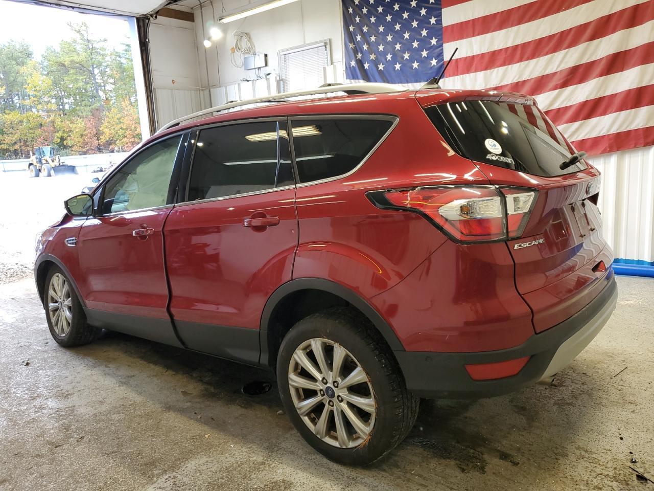 2018 Ford Escape Titanium - Фото 2