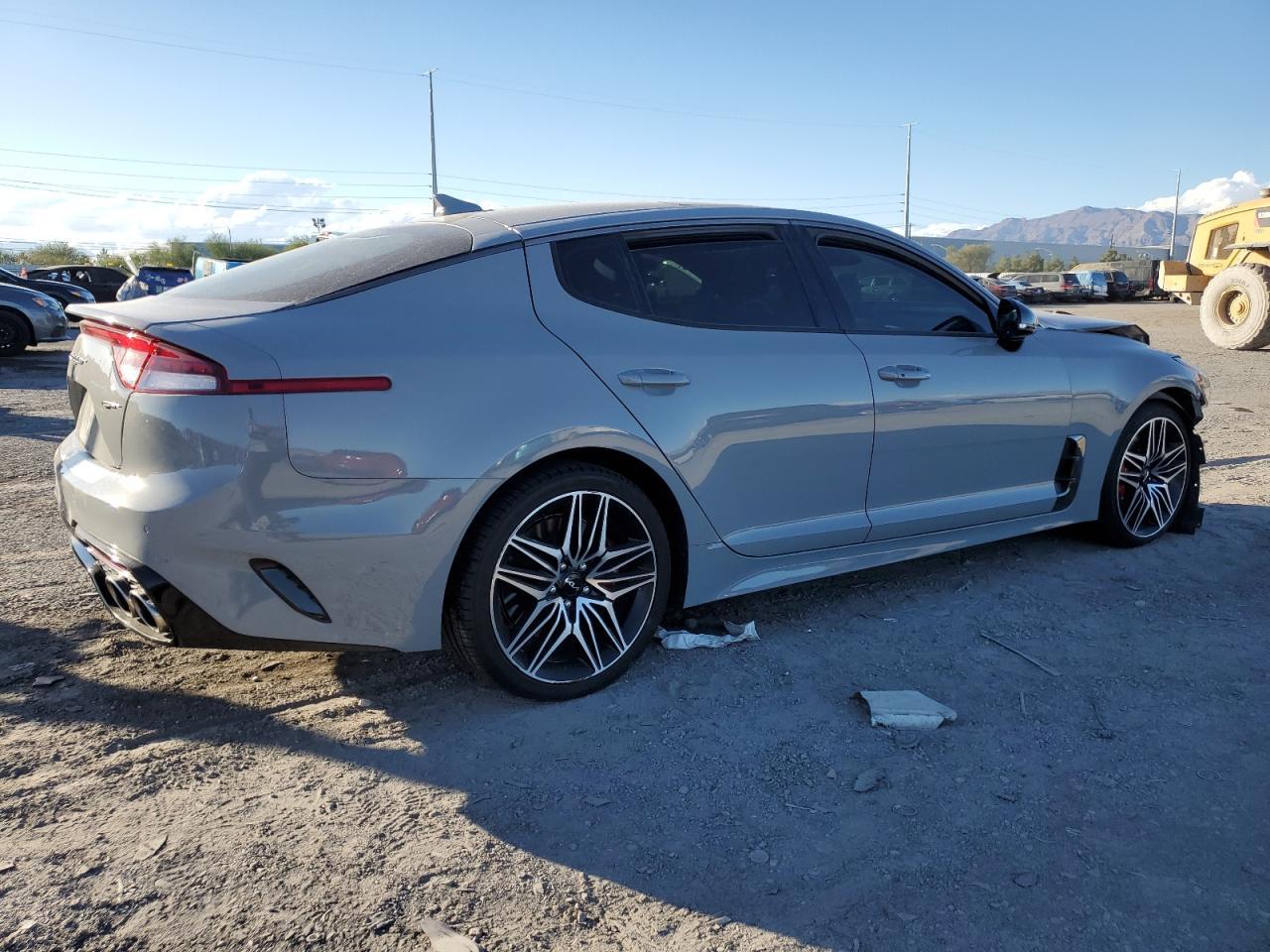 2022 Kia Stinger Gt1 - Image 3