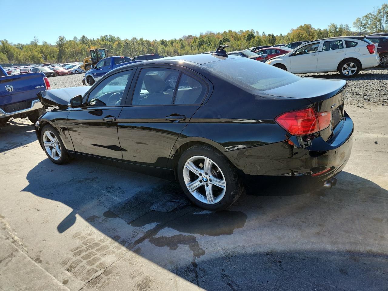 2015 BMW 328 Xi Sulev - Image 2