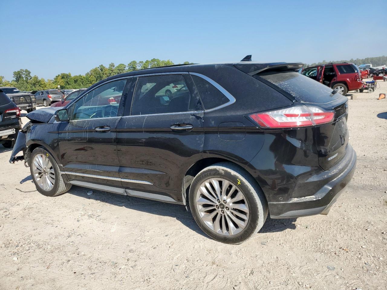 2020 Ford Edge Titanium - Фото 2