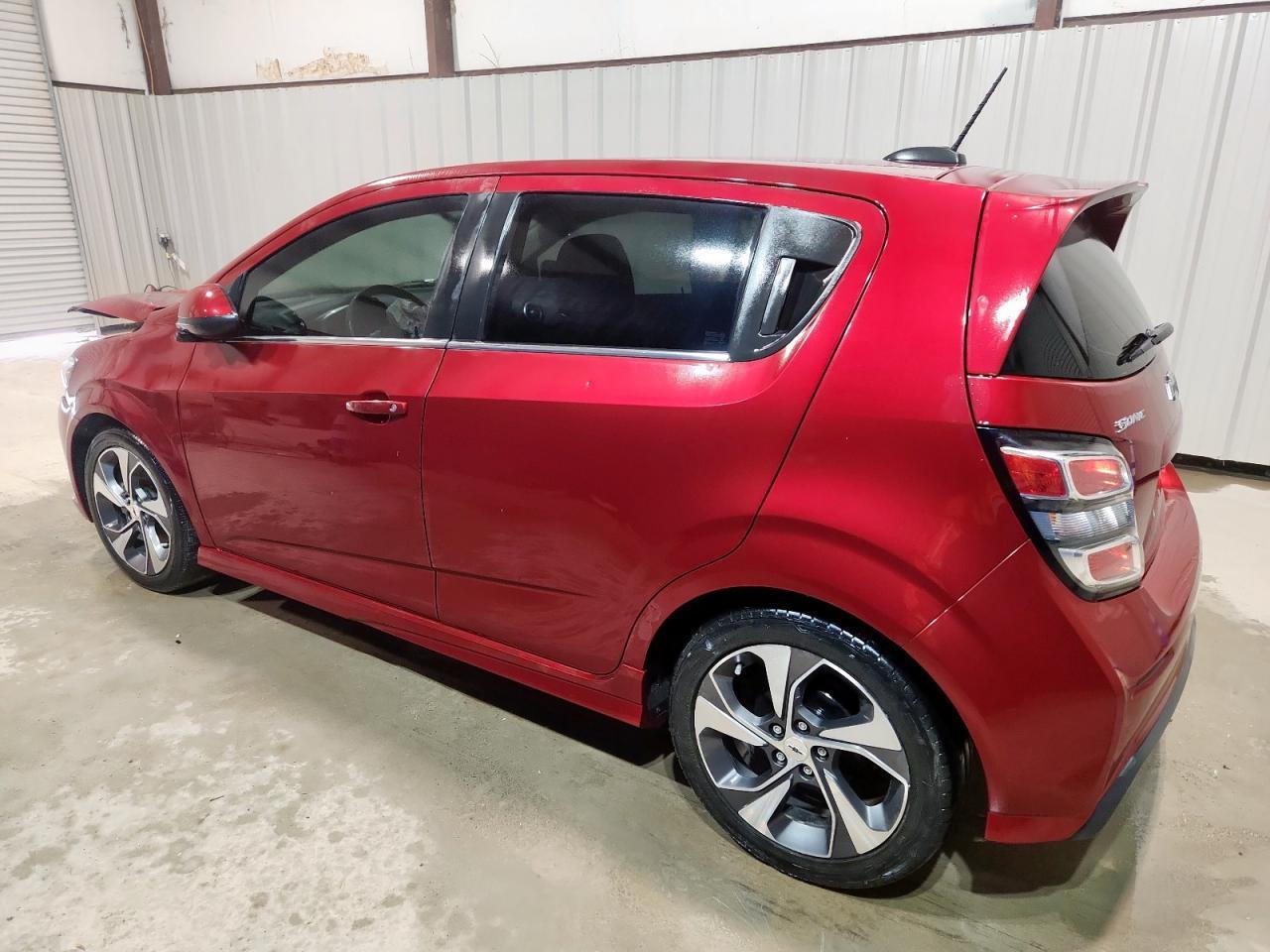 2020 Chevrolet Sonic Lt - Фото 2