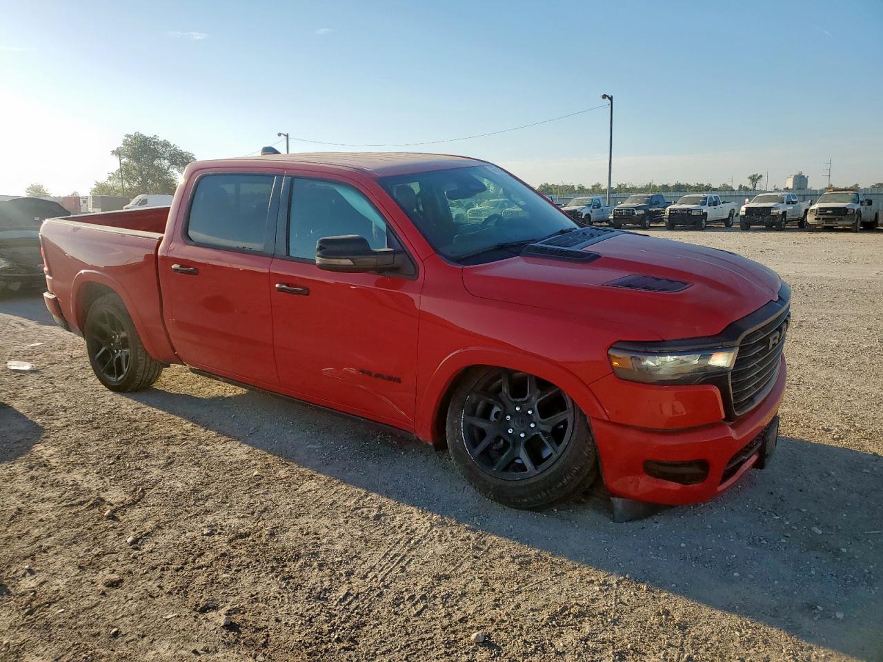 2025 Ram 1500 Laramie - Фото 4