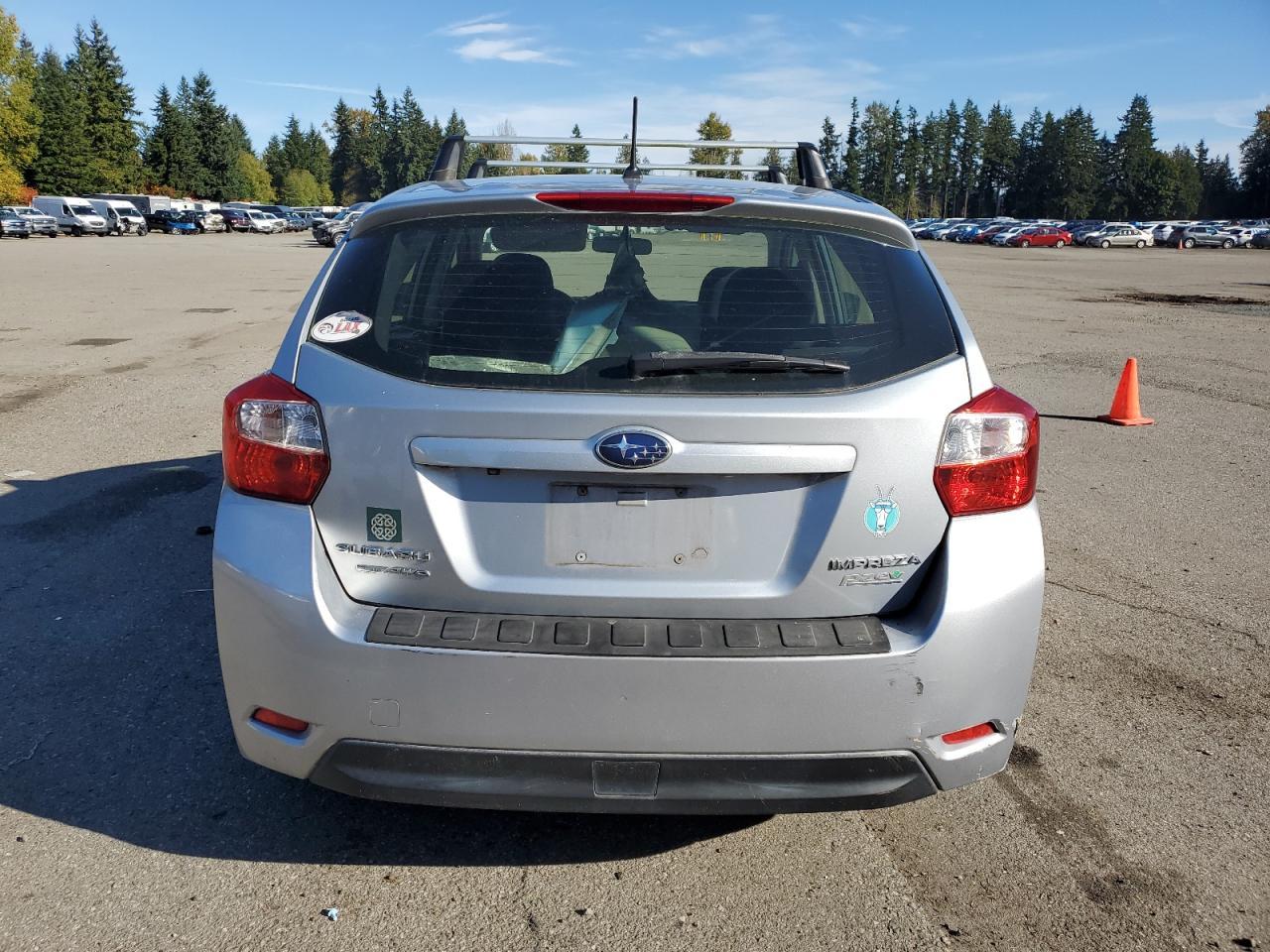 2015 Subaru Impreza Premium - Image 6